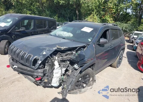 2017 Jeep Cherokee Trailhawk 4X4 из США, поврежденный, VIN 1C4PJMBS5HW524481